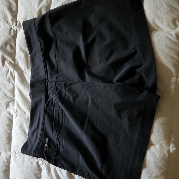 Columbia shorts - Picture 3 of 9